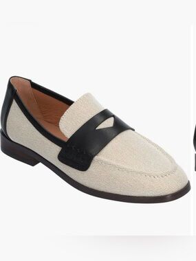 BiBi Lou Mara Penny Loafer size 9